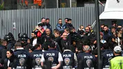 Özgür Özel, CHP Genel Merkezi'nden ayrıldı