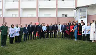Bayram coşkusu şehrin ulu çınarlarıyla paylaşıldı