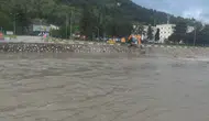 Yeşilırmak'ın taşmaması için ekipler sahada