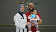 Milli tekvandocu anne, bebeğiyle müsabakalara hazırlanıyor