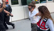 Uyuşturucu soruşturmasında Serenay Sarıkaya gözaltına alındı