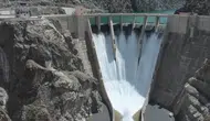 Su seviyesi yükselen barajlarda kontrollü su tahliyesi yapılıyor