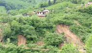 Heyelan nedeniyle 33 ev tedbir amacıyla boşaltıldı