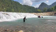 Antalya'da çayda akıntıya kapılan kişi kayboldu