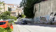Ankara'da araçların çıkmakta zorlandığı yokuş ilgi görüyor
