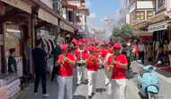 Öğrencilerden A Milli Futbol Takımı'na destek yürüyüşü