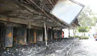 Hatay'da çıkan yangında 10 iş yeri zarar gördü