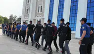 Sosyal medyada silah teşhiri yapan 14 zanlı gözaltına alındı