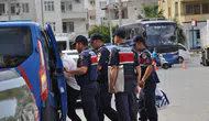 Silifke Belediyesine yönelik operasyonda Belediye Başkanı ve 17 şüpheli gözaltına alındı