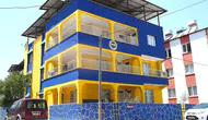 Fenerbahçeli aile, sarı-lacivert sevgisini apartmanlarına yansıttı