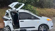 Mersin'de tırın çarptığı hafif ticari araçtaki 2 kişi öldü, 2 kişi yaralandı