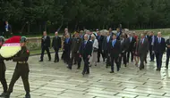 Türkiye'ye gelen NATO heyeti, Anıtkabir'i ziyaret etti