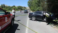 Ağaca çarpan otomobildeki 2 kişi öldü, 4 kişi ağır yaralandı