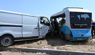 Manisa'da midibüsle panelvanın çarpıştı! 1 kişi öldü, 10 kişi yaralandı