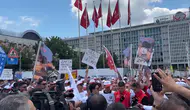 İBB çalışanlarından sosyal denge sözleşmesi protestosu