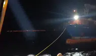 Çanakkale Boğazı'nda arızalanan gemi güvenli bölgeye demirletildi