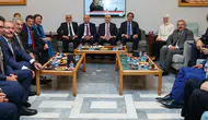 TBMM Başkanı Kurtulmuş, muhalefet ve iktidar kulislerini ziyaret etti