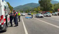 Antalya'da hafif ticari araçla minibüs çarpıştı! 2 kişi öldü, 4 yaralı