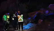 Şarampole devrilen otomobildeki 1 kişi hayatını kaybetti
