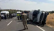 Diyarbakır'da devrilen minibüsteki 7 kişi öldü, 9 kişi yaralandı