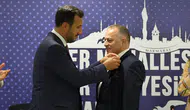 Üsküdar'da 4 CHP'li meclis üyesi AK Parti'ye katıldı