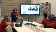 Öğretmen ailesinin sohbeti ödüllü yapay zeka projesine dönüştü