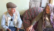 İşitme cihazıyla eşinin sesini 53 yıl sonra ilk kez duydu