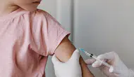 Çocuklarda kış enfeksiyonlarına karşı aşı ve hijyen önerisi