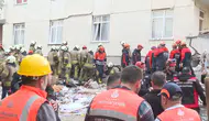 Maltepe’de 7 katlı bina kısmen çöktü! Arama çalışmaları devam ediyor