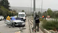 Burdur'da bariyere çarpan otomobilin sürücüsü öldü, 4 yaralı