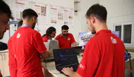 Depremzede öğrenciler kolonların sağlamlığını ölçebilen cihaz geliştirdi