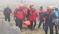 Kayalıklardan düşen dağcı hayatını kaybetti