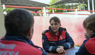 İzmir depreminde evladını kaybeden anne hayat kurtarmak bakın ne yaptı