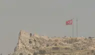 Mardin’in tarihi yapıları tozla kaplandı