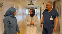 Anne, baba ve kızları aynı hastanede omuz omuza mesai yapıyor