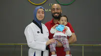 Milli tekvandocu anne, bebeğiyle müsabakalara hazırlanıyor