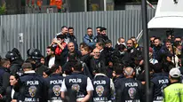 Özgür Özel, CHP Genel Merkezi'nden ayrıldı