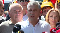 Yeni Parti Genel Başkanı Özel, ⁠eylem yapan maden işçilerini ziyaret etti