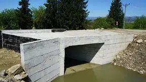 5 mahalleye ulaşım sağlayan köprü menfezde sona gelindi