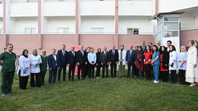 Bayram coşkusu şehrin ulu çınarlarıyla paylaşıldı