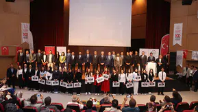 Gençler kürsüde projesi il finali yoğun katılımla gerçekleştirildi