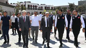 Vali Ünlüer ve Başkan Görgel, restorasyonu süren alanları inceledi
