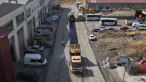 Kahramanmaraş Karma Sanayi Sitesi ve Elbistan’da asfalt seferberliği