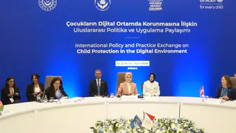 Bakan Göktaş, ‘Çocuklarımızı dijital dünyanın risklerine karşı yalnız bırakmamalıyız’