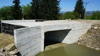 5 mahalleye ulaşım sağlayan köprü menfezde sona gelindi