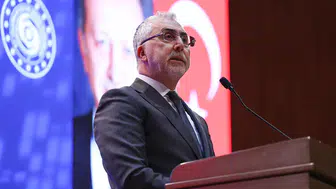 Bakan Işıkhan, Geleceğin Dijital Meslekleri Zirvesi’ne katıldı