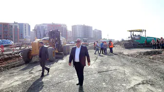 Başkan Akpınar Doğukent Mahallesinde devam eden çalışmaları yerinde inceledi