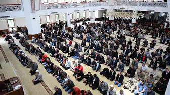 Ayser Çalık Ortaokulu’nda hayatını kaybedenler için mevlit okutuldu