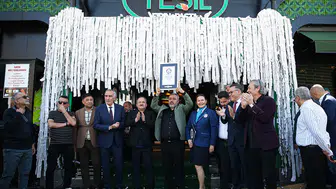 Doğal Yeşil Fırın, 5 bin 933 fiş diziniyle Guinness World Records'a adını yazdırdı