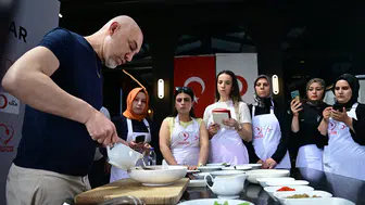 Depremzede kadınlar, İyilikle Pişen Hayatlar projesiyle aşçılık eğitimi aldı